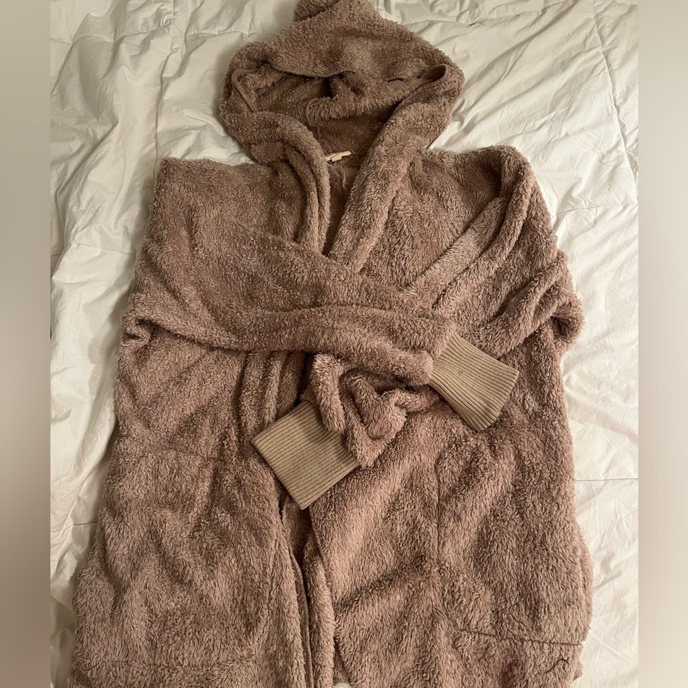 hem + thread tan bear coat